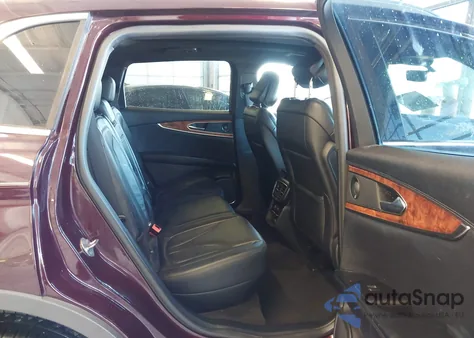 2020 Lincoln Nautilus Reserve z USA, uszkodzony, nr VIN 2LMPJ8K97LBL07013